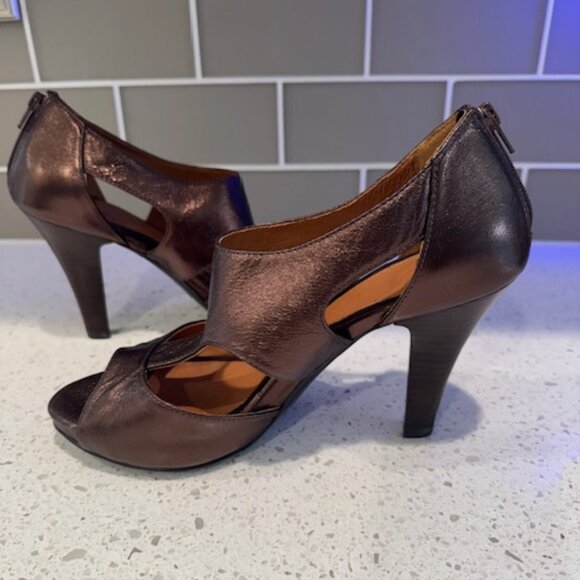 Sofft "Pavia" Metallic Copper Heels in Size 9M - Picture 6 of 10
